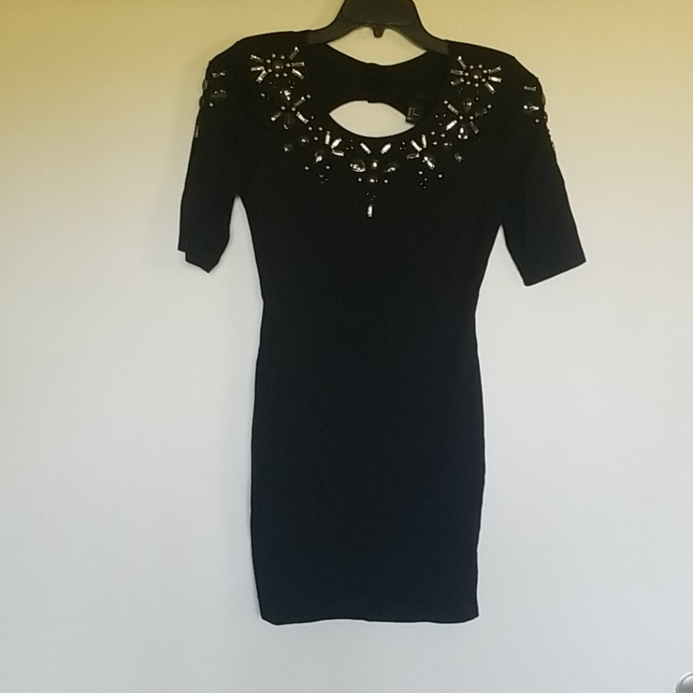 Mini openback black dress